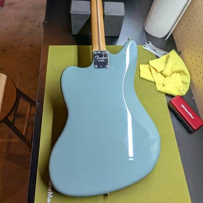 2017 - 2019 Fender American Professional Jaguar with Maple Fretboard - Sonic Grey image 6