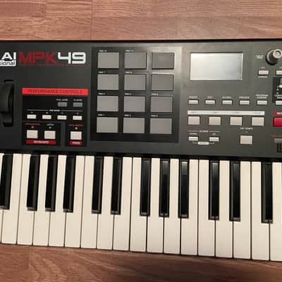 Akai mpk 49 Midi Controller Master Keyboard image 3