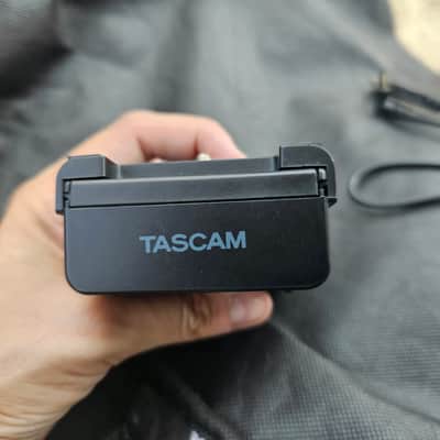 TASCAM BP-6AA External Battery Pack image 6