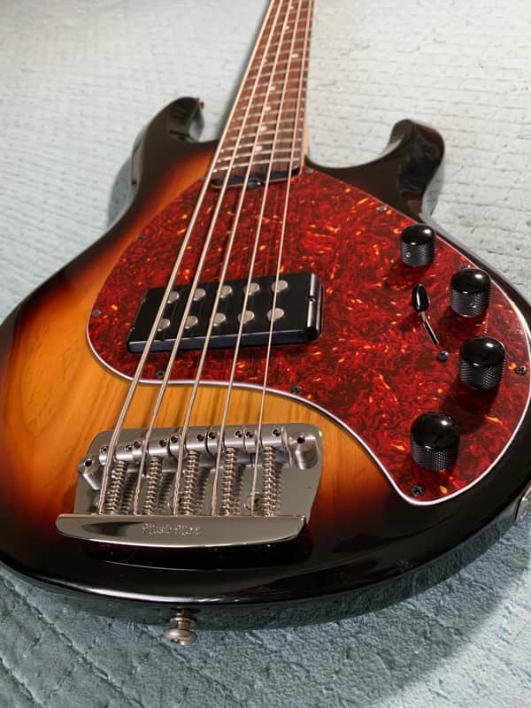 Ernie Ball Musicman StingRay 5 H 2004 - 3 Tone Sunburst