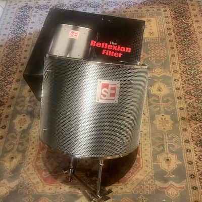 sE Electronics Reflexion Filter 2010s - Silver / Black image 1