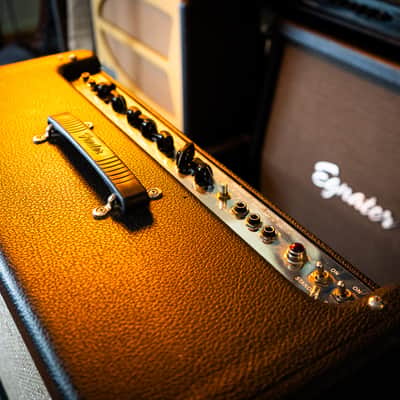 Fender Hot Rod Deluxe PR-246 – Circa 1999 – Made in USA – 40-Watt Tube Combo – Very Good Condition – Missing One Knob image 2