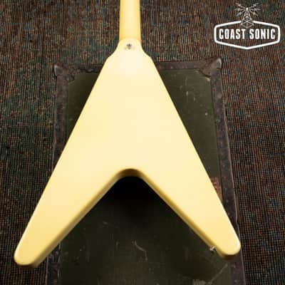 1993 Gibson Flying V '67 Reissue Alpine White w/ Case image 10