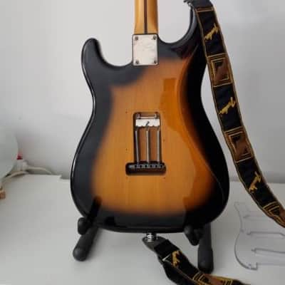 Upgraded Squier CV '50s Stratocaster 2018 - 2-Tone Sunburst image 12