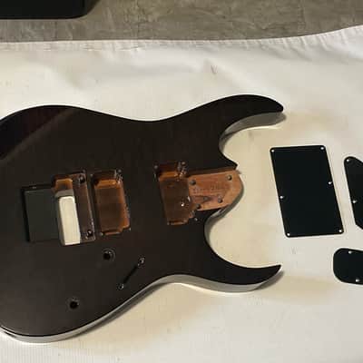 1999 Japan Fujigen Ibanez RG520QS Brown Quilt Maple Guitar Body Original Edge Tremolo Ready