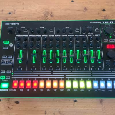 Roland AIRA TR-8 Rhythm Performer Drum Machine 2014 - Present - Black image 2