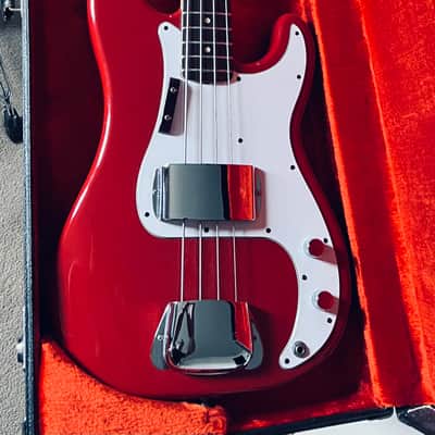 1981 Fender Precision bass with rosewood fretboard. image 12
