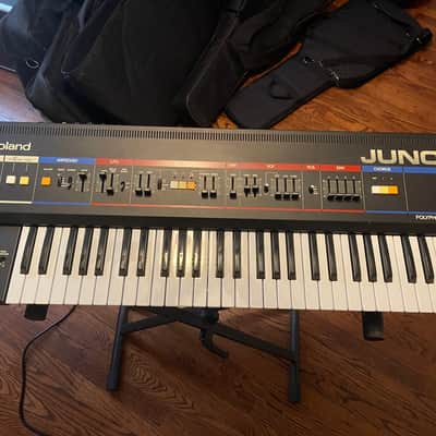 Roland Juno-6