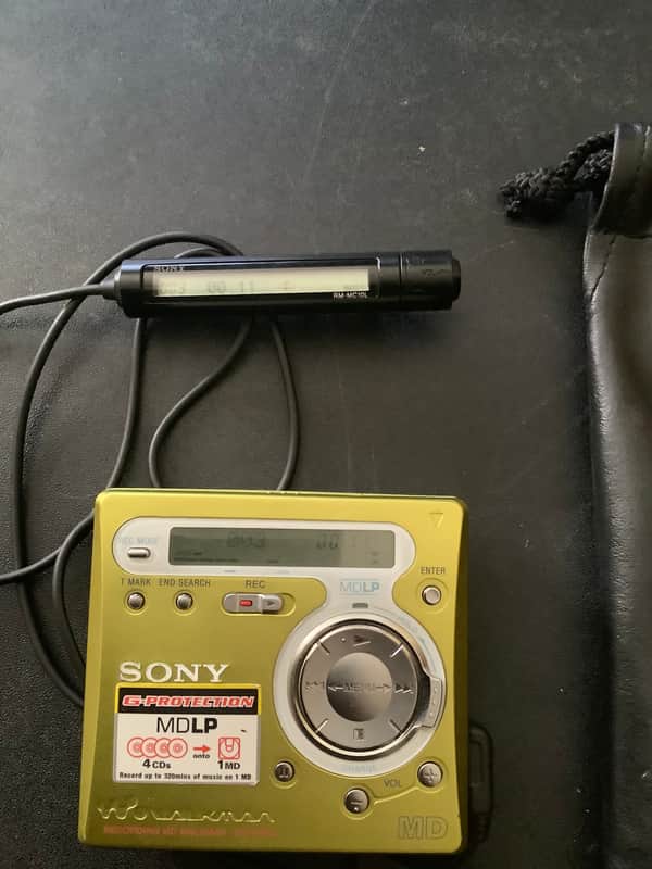 Sony MZ-R700 1996 Metallic Lime Green Walkman Recorder image 1