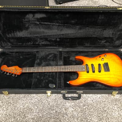 Fender ShowMaster SSS 2004 HoneyBurst image 7