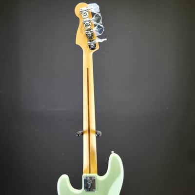 Fender Player II Precision Bass Maple Fingerboard Birch Green image 10