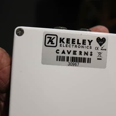 Keeley Caverns Reverb / Delay V2 - White image 7