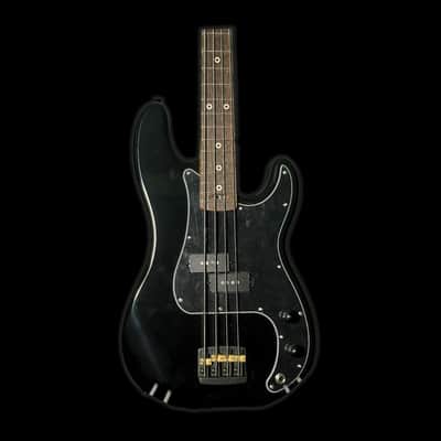 Woodcraft Electric Guitars P Bass 4 Mini Short Scale 4-String Electric Bass image 1