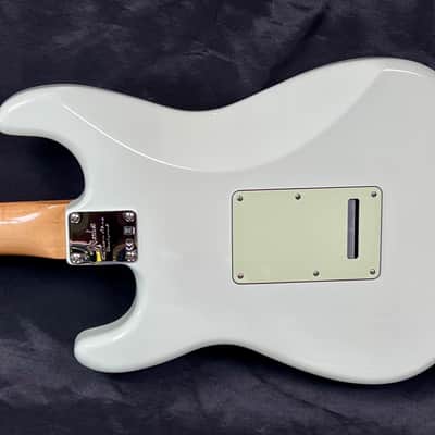 2007 Fender Classic Player '60s Stratocaster with Rosewood Fretboard Sonic Blue image 8