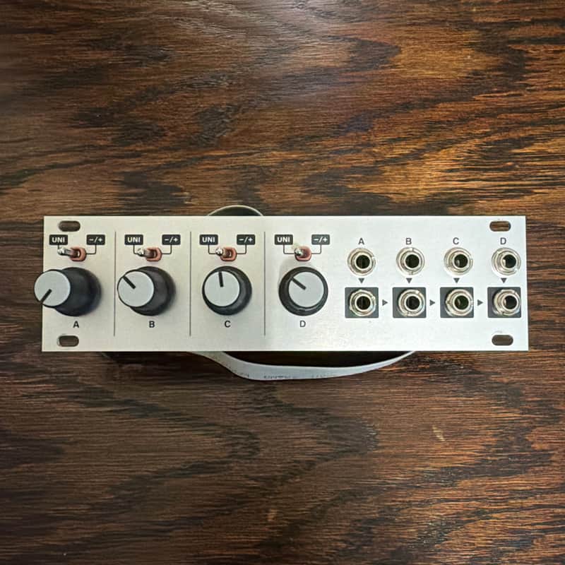 Intellijel Quadratt 1U Quad Attenuator Eurorack Synth Module 2016 - 2017 - White image 1