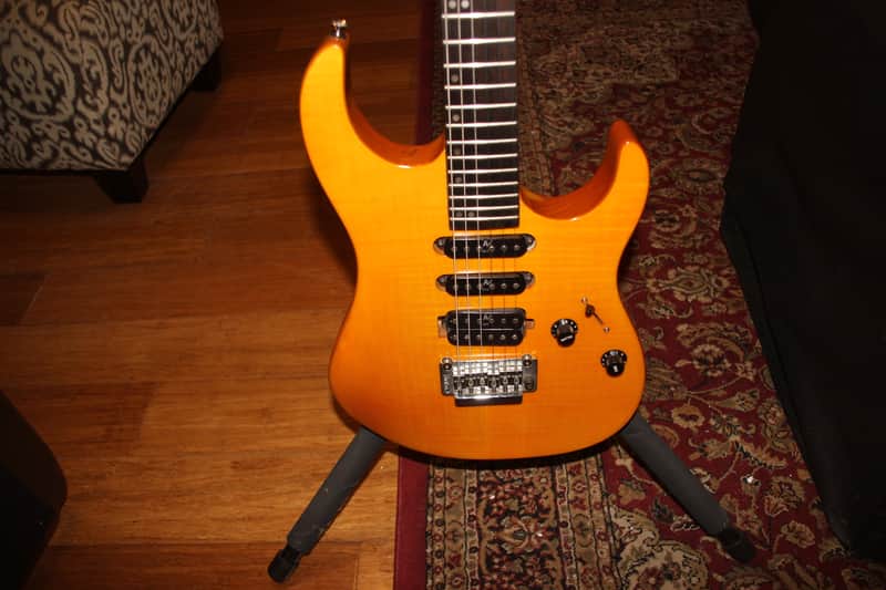 Washburn MG600 MID 1990'S - NATURAL GLOSS image 1