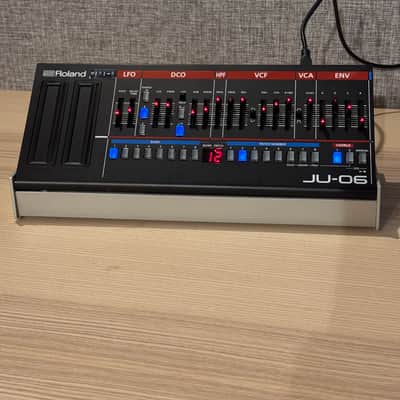 Roland JU-06 Boutique Series Synthesizer Module 2019 - Present - Black