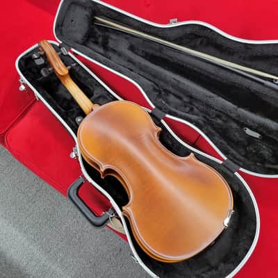 Bucharest 16" Viola Outfit with Casr and Bow model 31055H - Violin burst image 12