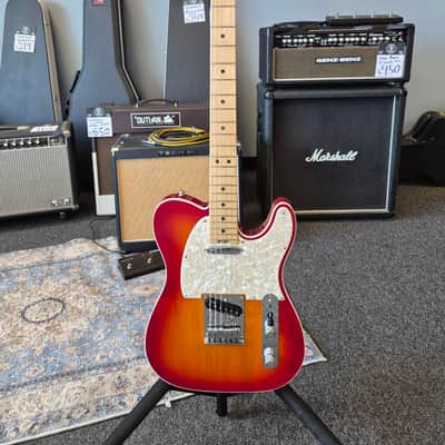 Fender 2018 American Elite Telecaster with Hard Shell image 2