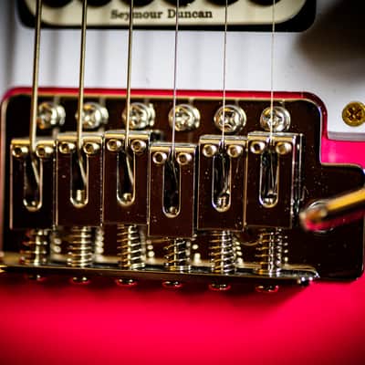 Kramer Focus VT-211S 2022 - Present - Hot Pink image 3