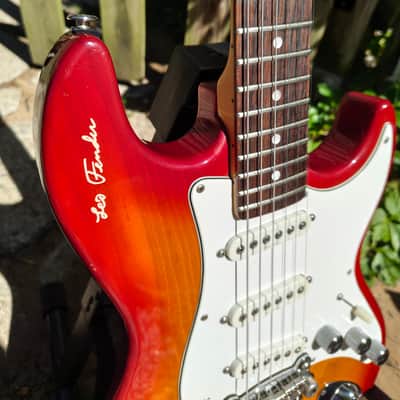 G&L Skyhawk Signature Series 1990 - Cherry Sunburst image 3