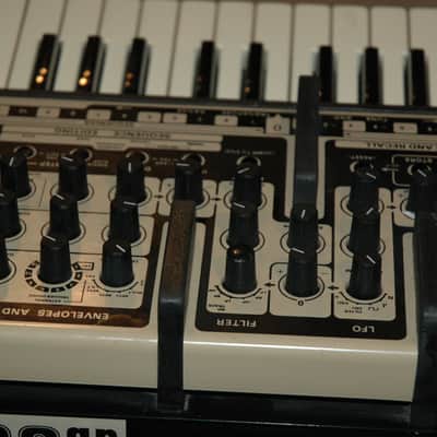 Oxford Synthesizer Company OSCar 37-Key Analog Monophonic Synthesizer w/ MIDI image 4