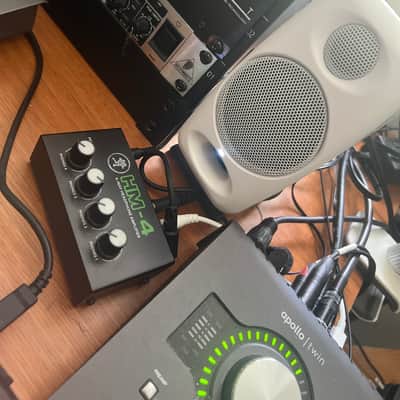 IK Multimedia iLoud Micro Wireless Bluetooth Studio Monitors (Pair) 2018 - Present - White image 2