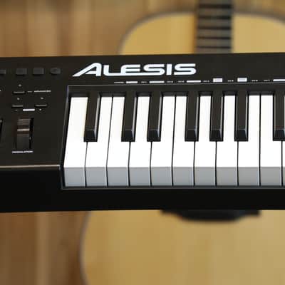 Alesis Q88 2010s - Black image 2