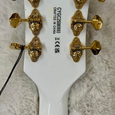 Mint Gretsch G5422TG Electromatic Classic with Bigsby, Gold Hardware, Snowcrest White image 6