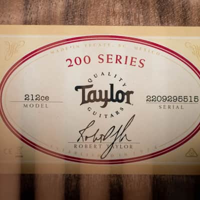 Taylor 212ce Grand Concert Acoustic/Electric Guitar with Gig Bag image 15