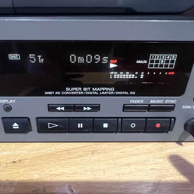 Sony CDR-W33 Professional CD Recorder / Player, OME Remote Control, Working condition. image 4