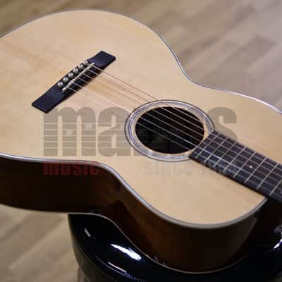 Guild Westerly P-240 Memoir Parlour Natural Acoustic Guitar image 3