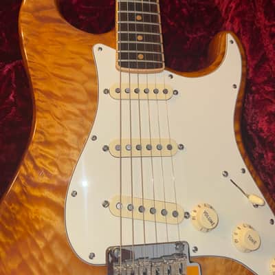 Fender American Select Stratocaster Exotic Quilt 2014 - Iced Tea Burst image 2