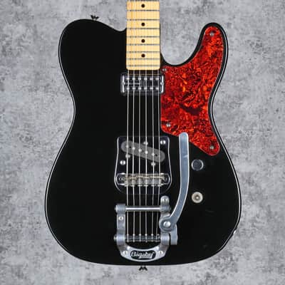 Squier Vintage Modified Cabronita Telecaster with Bigsby B50 and Hard Case 2014  Black image 1