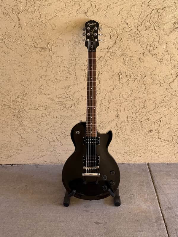 Epiphone Les Paul Studio Black Electric Guitar w/ Gig Bag – Player Grade, Tested image 1
