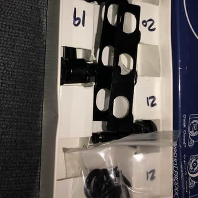 Hipshot 6 inline black locking tuners image 4