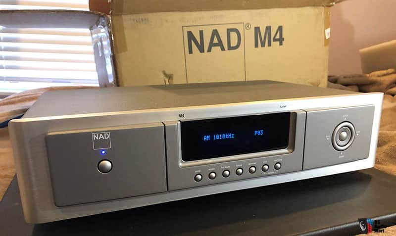 High-End NAD Masters Series M4 Tuner - Pristine Condition image 1