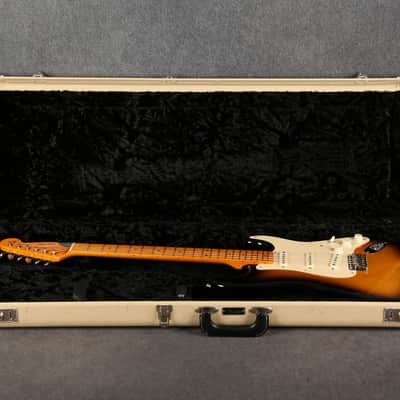 Fender Eric Johnson Stratocaster - 2-Tone Sunburst - 2nd Hand image 20