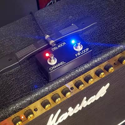 Custom 2-Button Red/Blue LED Footswitch for Marshall DSL40CR DSL100HR DSL20CR DSL20HR (With 10-Foot TRS Cable) - PEDL-90012 image 1