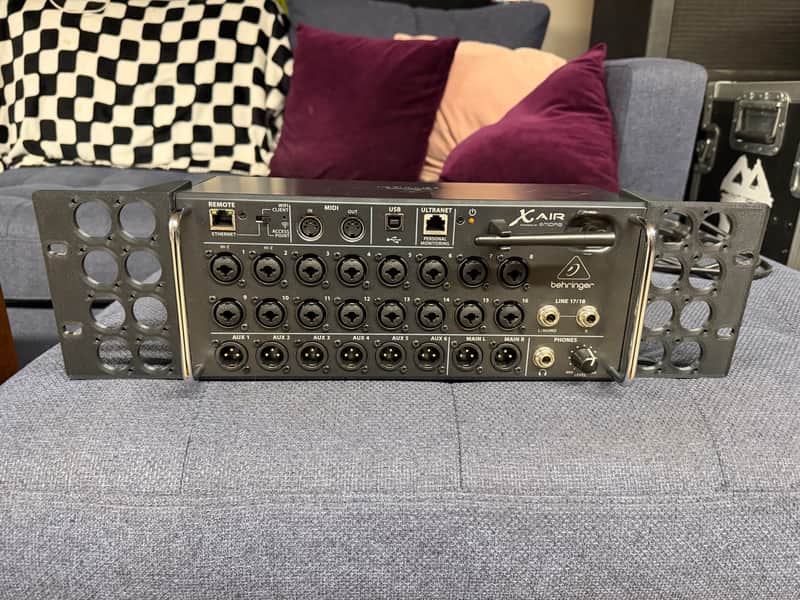 Behringer X Air XR18 Tablet-Controlled Digital Mixer