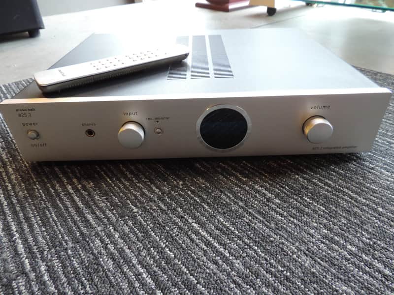 Music Hall A25.2 Integrated Amplifier w/ Remote | Reverb