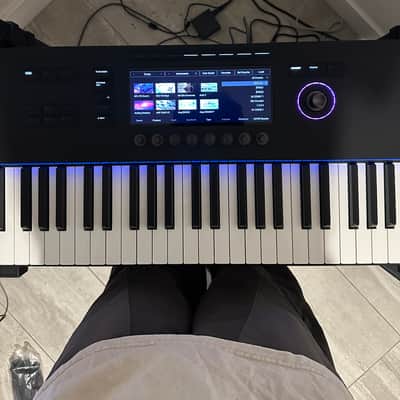 Native Instruments Komplete Kontrol S88 MK3 2023 - Present - Black image 2
