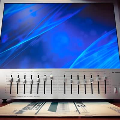 Rotel RE-500 1983 Silver Rare Vintage Stereo Graphic Analog Equalizer image 3