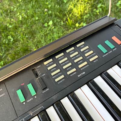 Yamaha PSR-11 1980's w/ stand and original power supply! image 5