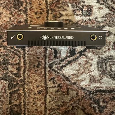 Universal Audio Apollo Twin X QUAD Thunderbolt 3 Audio Interface 2019 - Present Gray image 3