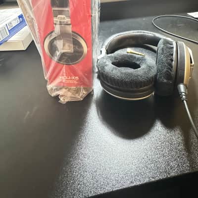 Pioneer HDJ-X5-K Professional DJ Headphones 2010s - Black image 2
