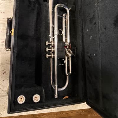 Getzen Ultima RA615 - Silver image 3