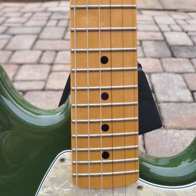 Immagine Fender Offset Series Mustang with Maple Fretboard 2017 - 2019 - Olive - 3