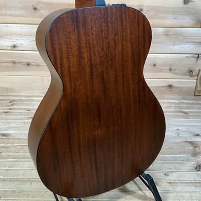 Taylor 322e 12-Fret Acoustic Guitar - Natural Mahogany image 4