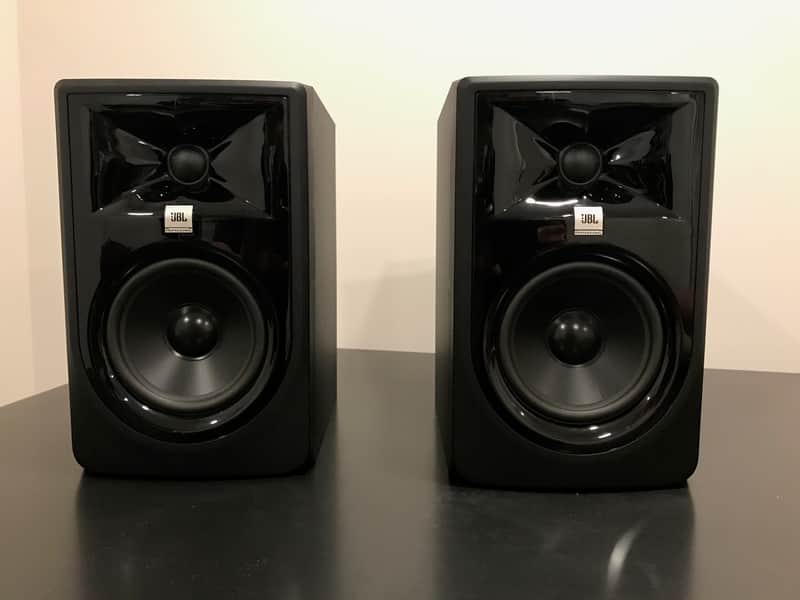 JBL 305P 3 Series MkII Powered Studio Monitors (pair) 2018 - Black image 1